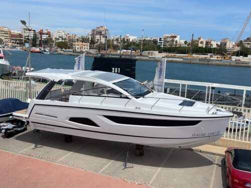 Sealine S390